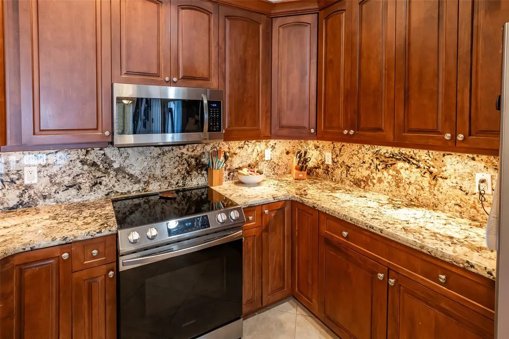 3909 NE 21st Avenue Fort Lauderdale FL 33308