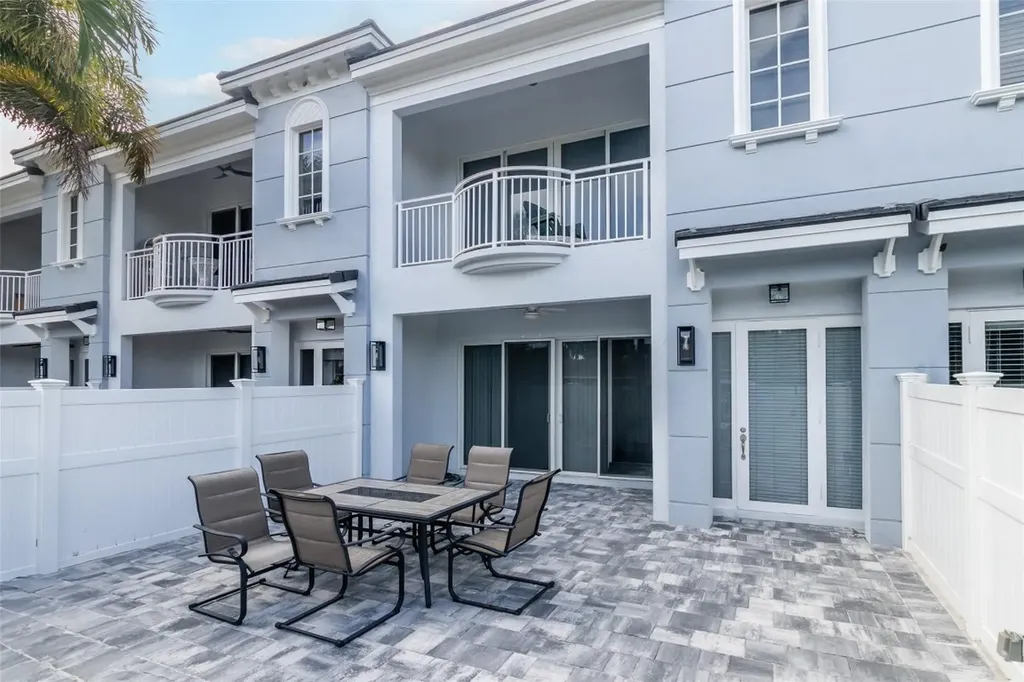 3909 NE 21st Avenue Fort Lauderdale FL 33308