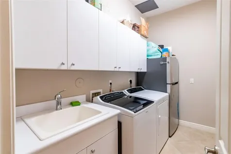 3909 NE 21st Avenue Fort Lauderdale FL 33308
