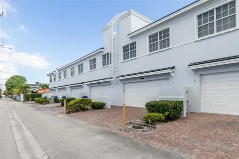 3909 NE 21st Avenue Fort Lauderdale FL 33308