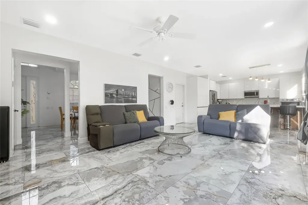 9526 NW 52nd Place Coral Springs FL 33076