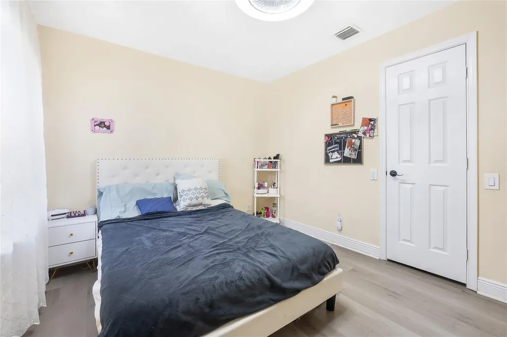 9526 NW 52nd Place Coral Springs FL 33076