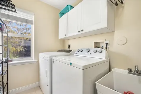 9526 NW 52nd Place Coral Springs FL 33076