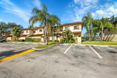 4623 NW 90th Avenue Sunrise FL 33351