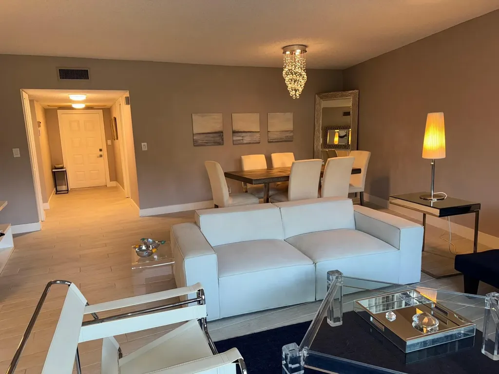 545 Oaks Lane Pompano Beach FL 33069