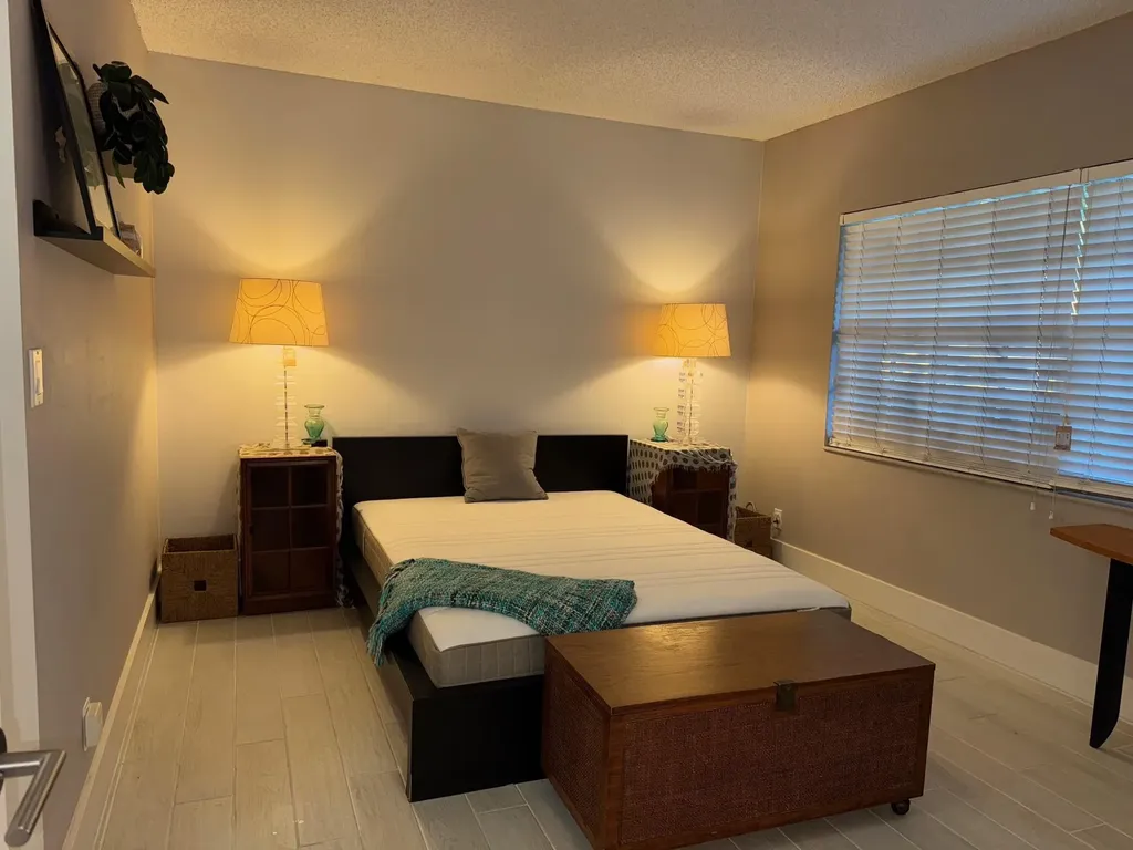 545 Oaks Lane Pompano Beach FL 33069