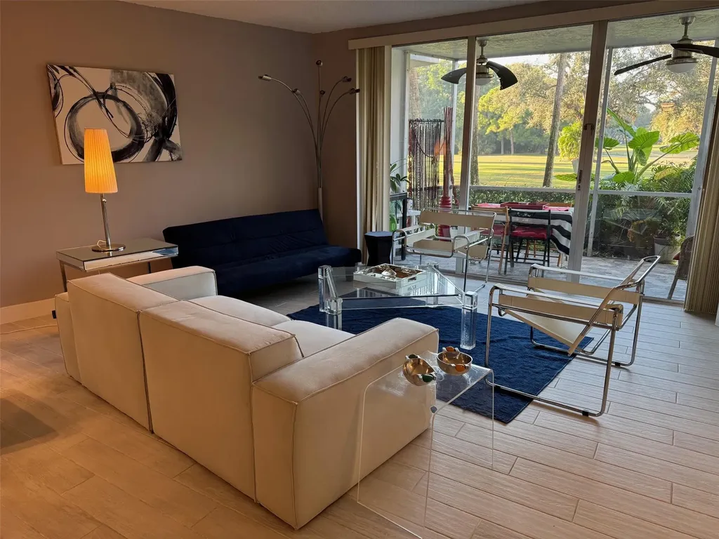 545 Oaks Lane Pompano Beach FL 33069
