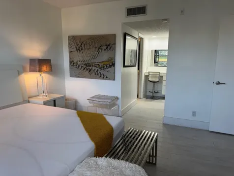 545 Oaks Lane Pompano Beach FL 33069