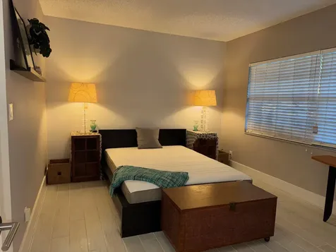 545 Oaks Lane Pompano Beach FL 33069