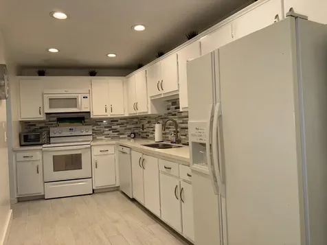 545 Oaks Lane Pompano Beach FL 33069