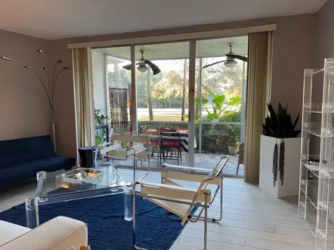 545 Oaks Lane Pompano Beach FL 33069