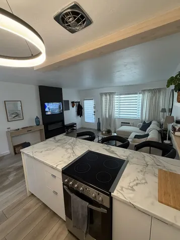 1015 SW 11th Avenue Hallandale Beach FL 33009