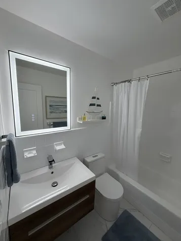 1015 SW 11th Avenue Hallandale Beach FL 33009