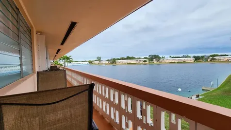 1015 SW 11th Avenue Hallandale Beach FL 33009