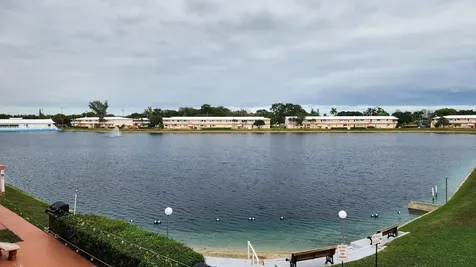 1015 SW 11th Avenue Hallandale Beach FL 33009