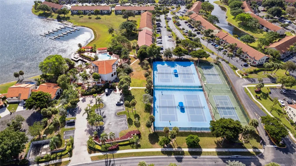35 Centennial Court Deerfield Beach FL 33442