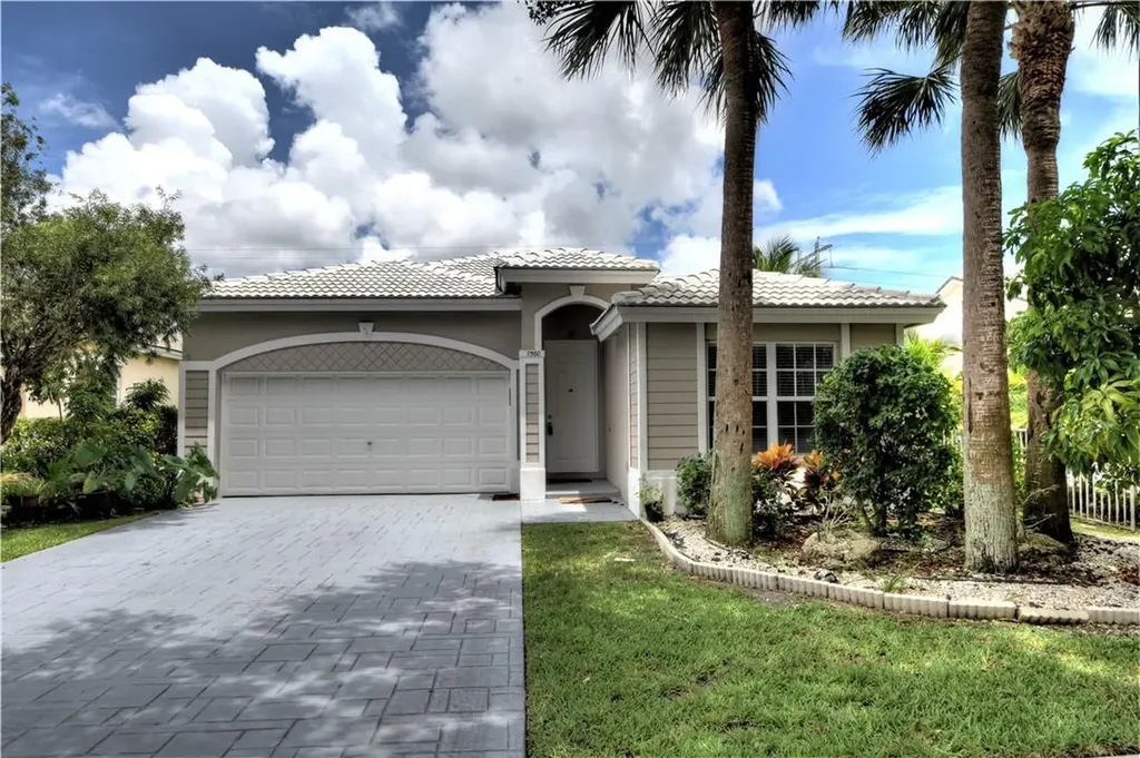 7560 NW 70th Avenue Parkland FL 33067