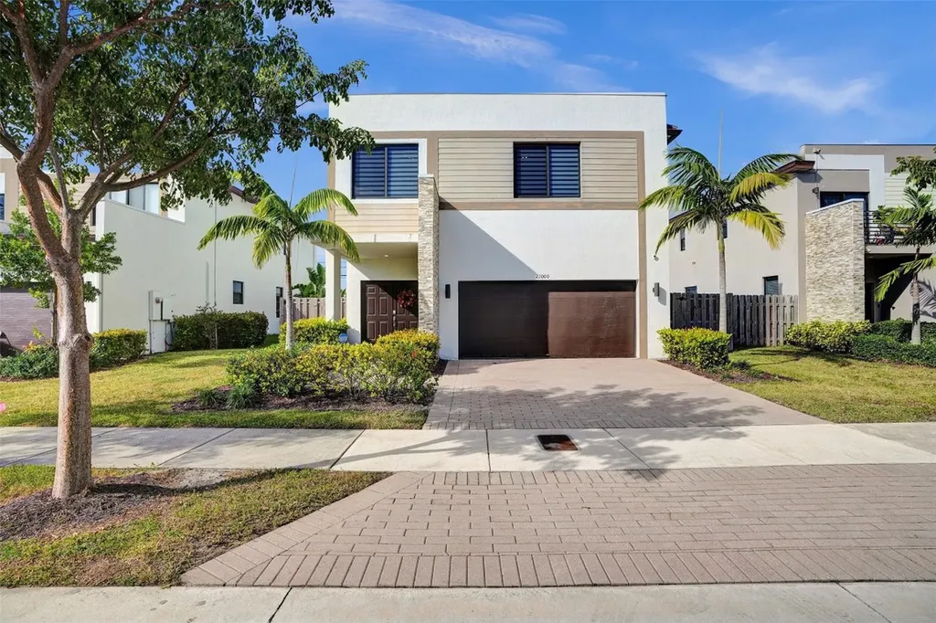 21000 NE 2nd Court Miami FL 33179