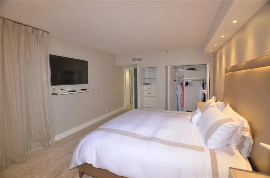 19355 Turnberry Way Aventura FL 33180