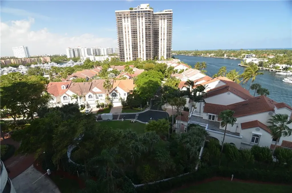 19355 Turnberry Way Aventura FL 33180
