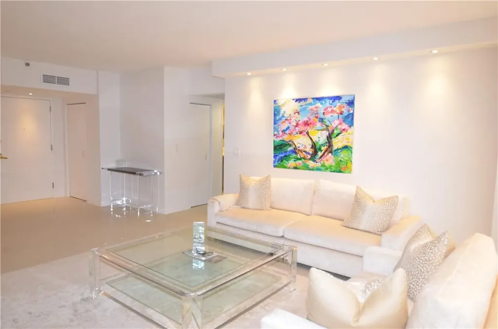 19355 Turnberry Way Aventura FL 33180