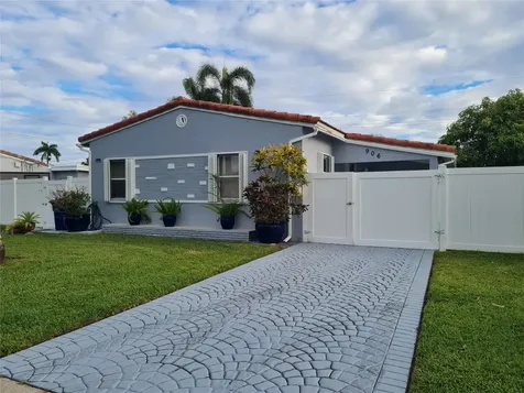 906 NE 3 Street Hallandale Beach FL 33009