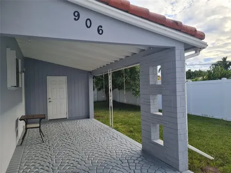 906 NE 3 Street Hallandale Beach FL 33009