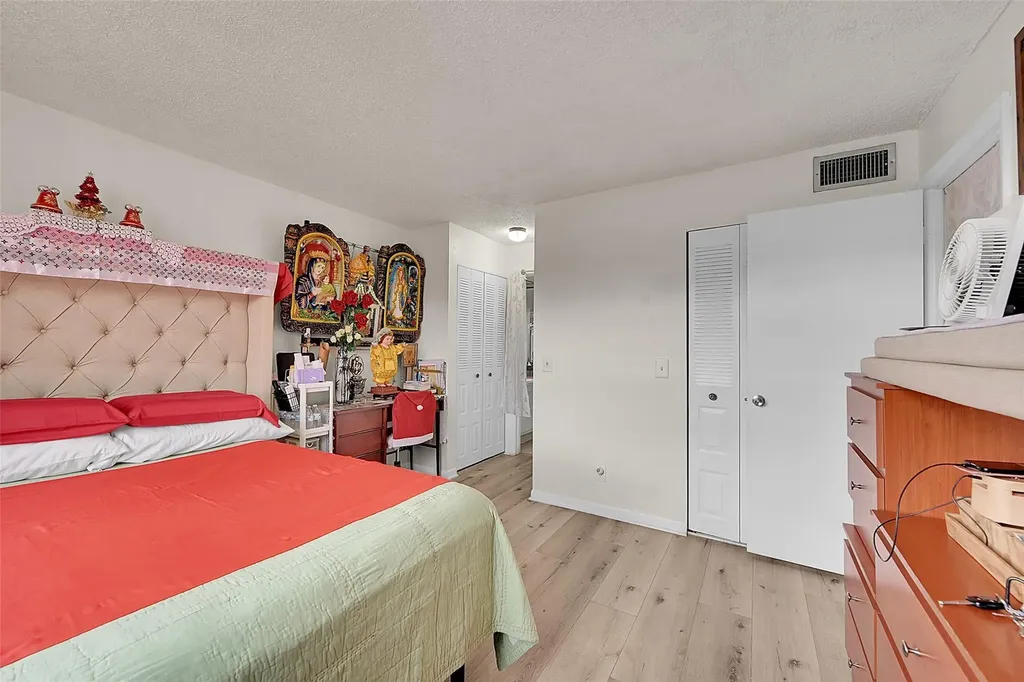 10442 Sunrise Lakes Boulevard Sunrise FL 33322