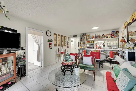 10442 Sunrise Lakes Boulevard Sunrise FL 33322