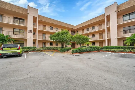 10442 Sunrise Lakes Boulevard Sunrise FL 33322