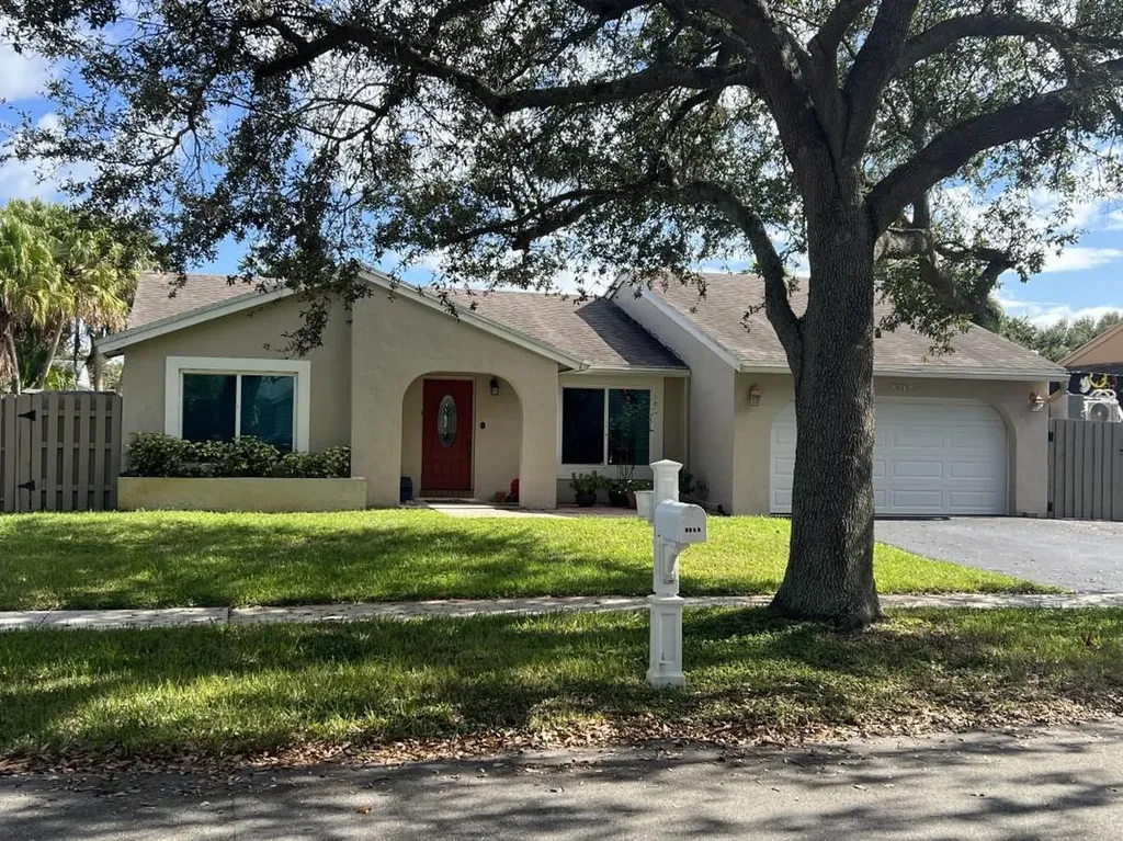 5212 SW 115th Terrace Cooper City FL 33330