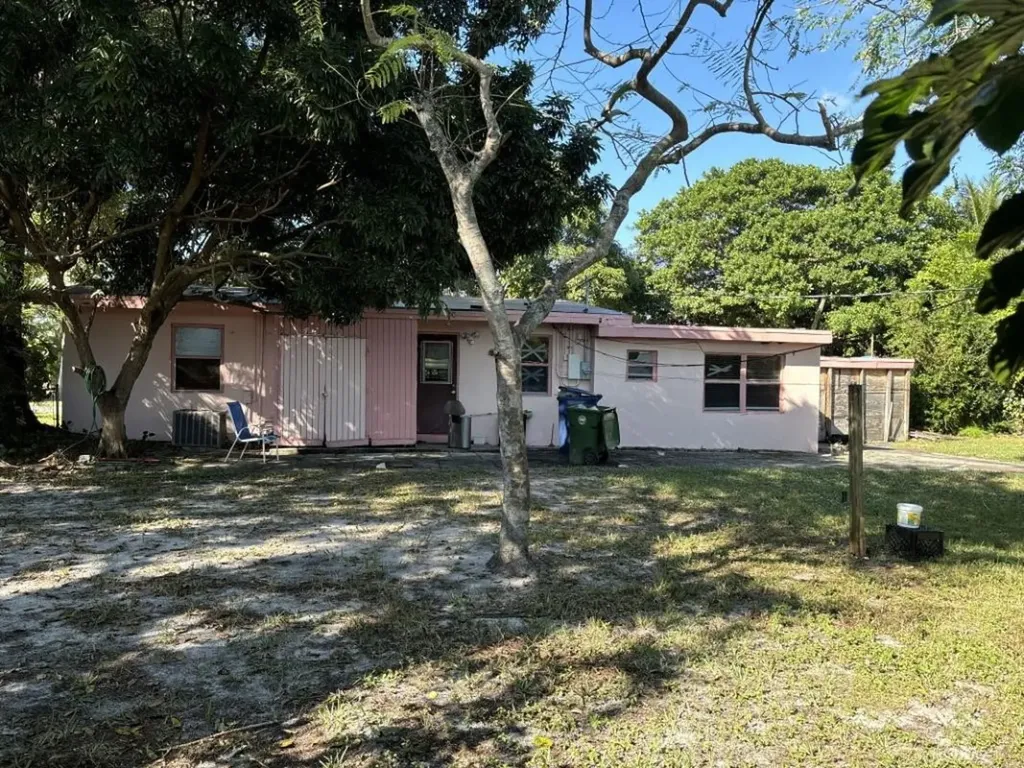 2716 NE 1st Avenue Wilton Manors FL 33334