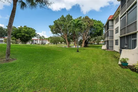 8930 S Hollybrook Boulevard Pembroke Pines FL 33025