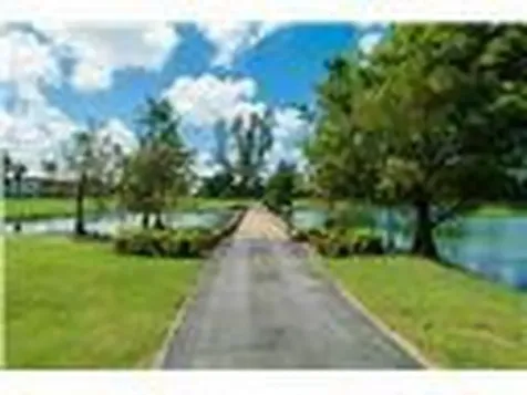 8930 S Hollybrook Boulevard Pembroke Pines FL 33025