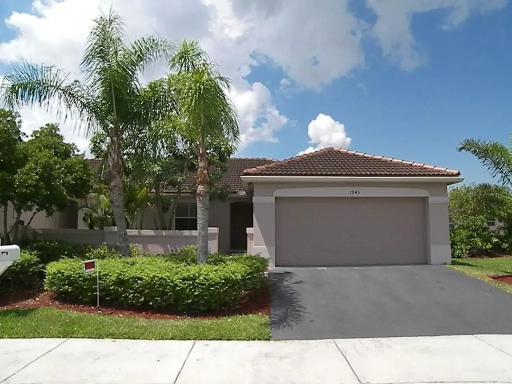 1943 Cygnus Court Weston FL 33327