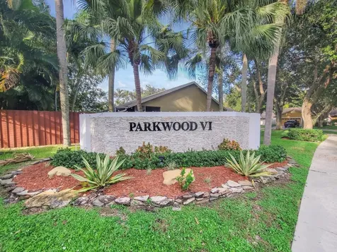 6613 NW 42nd Avenue Coconut Creek FL 33073
