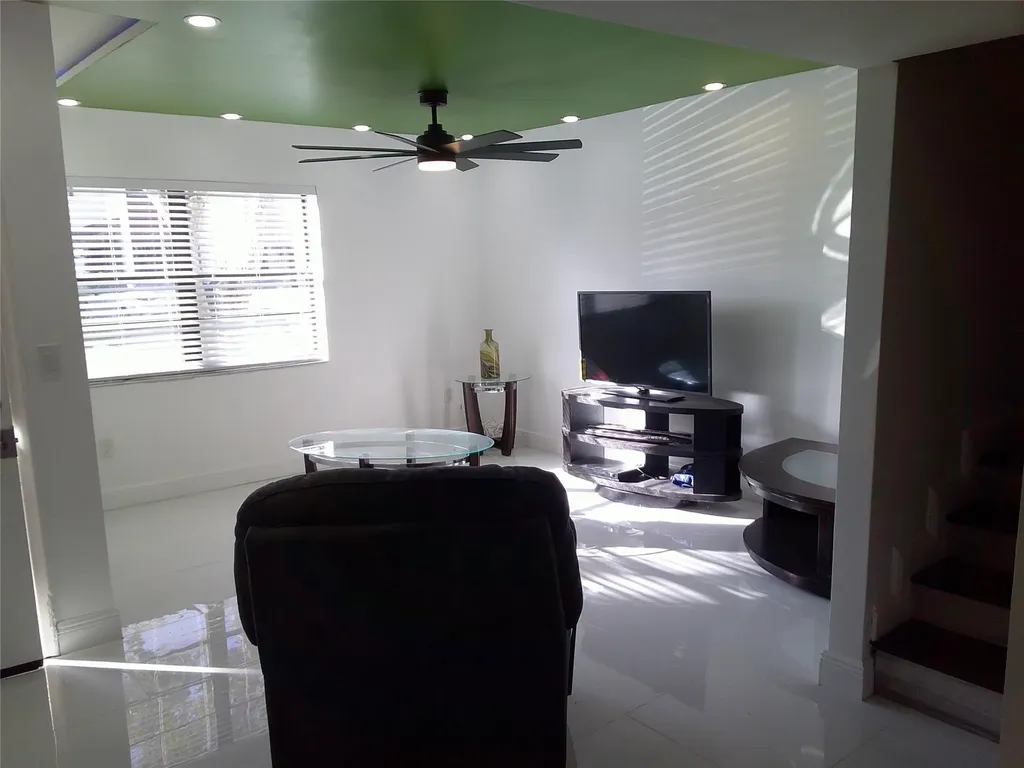3810 SW 52nd Avenue Hollywood FL 33023