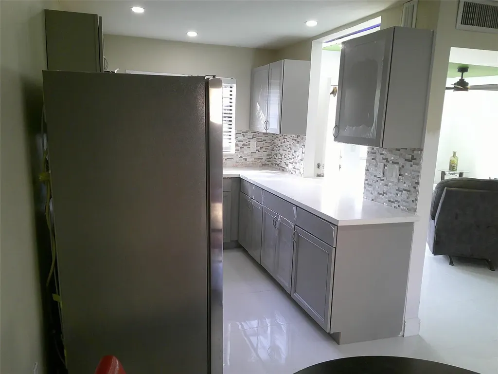 3810 SW 52nd Avenue Hollywood FL 33023