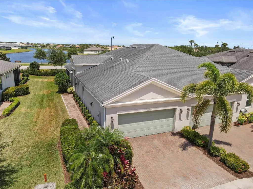 11579 SW Lake Park Drive Port St Lucie FL 34987