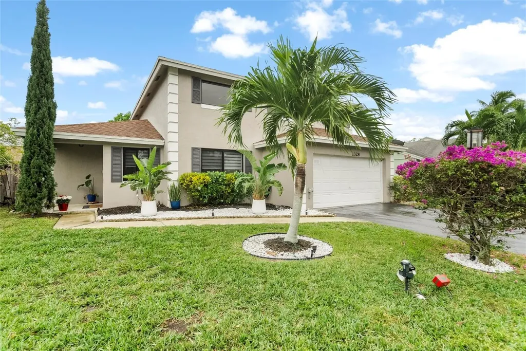 1328 SW 151st Way Sunrise FL 33326