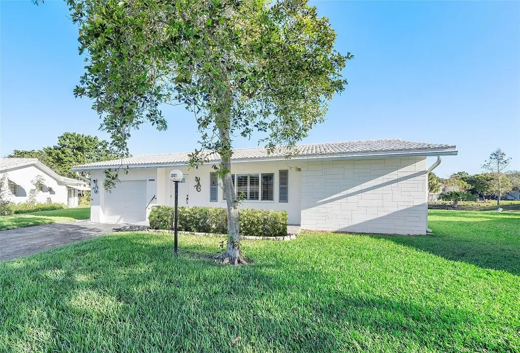 8201 NW 12th Court Plantation FL 33322