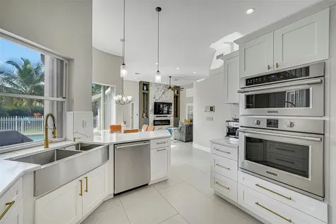 4974 NW 106th Way Coral Springs FL 33076