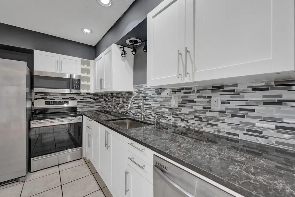 9111 NW 83rd Street Tamarac FL 33321