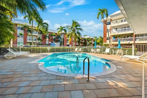 2420 SE 17 Fort Lauderdale FL 33019