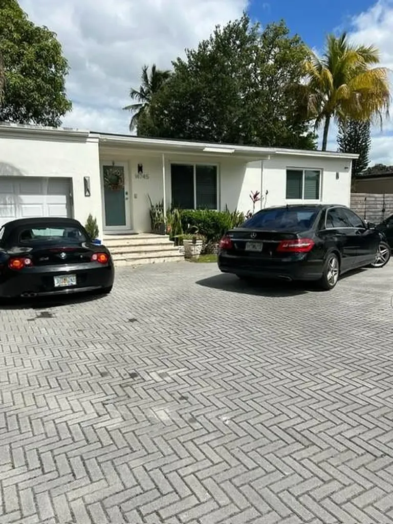 14745 NW 11th Court Miami FL 33168
