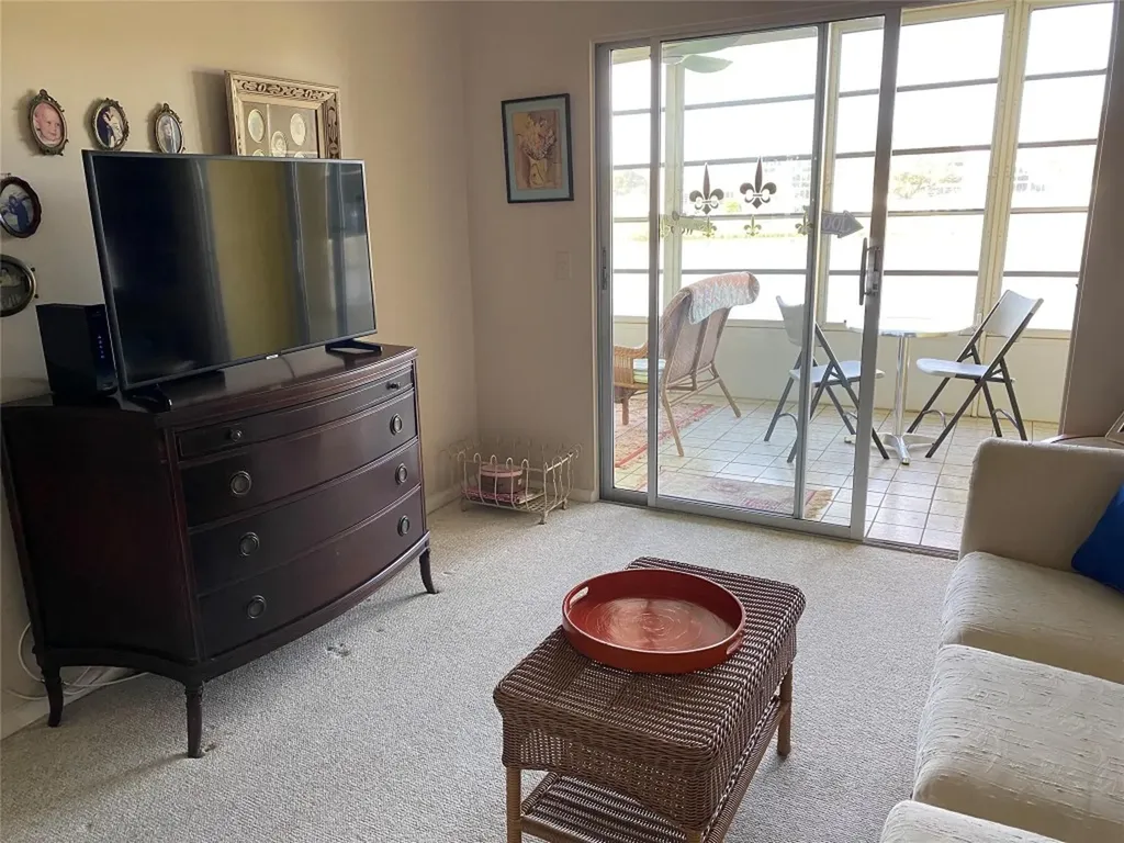 19 Ashby A Deerfield Beach FL 33442