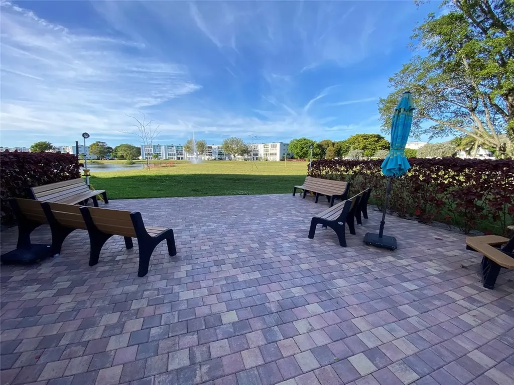 19 Ashby A Deerfield Beach FL 33442