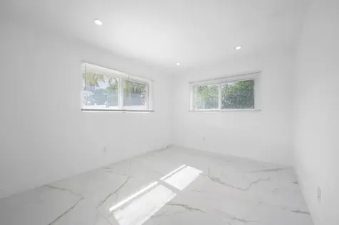 19930 NE 20th Court Miami FL 33179
