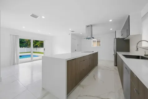 19930 NE 20th Court Miami FL 33179