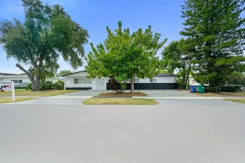 19930 NE 20th Court Miami FL 33179